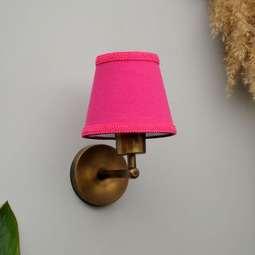 Linea Embellished Koleksiyonu – El Yapımı Sutaşı İşlemeli Aplik Şapkası Fuşya